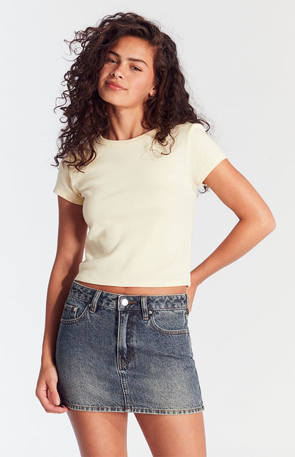Chic Twist Denim Skirt